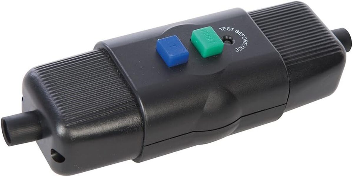Test Powermaster 469272 : le disjoncteur extérieur de référence