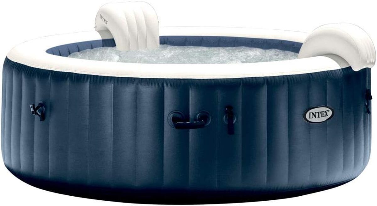 Test du Pure Spa Intex Navy : le luxe ร 6 places