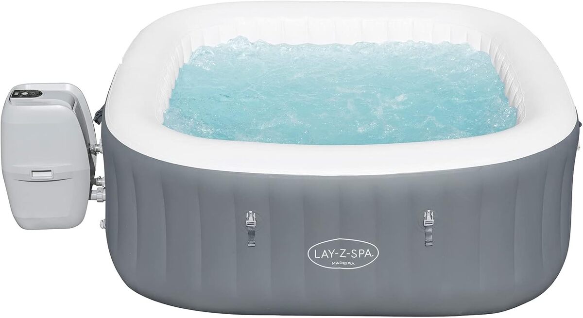 Test : jacuzzi Bestway Lay-Z-Spa Madeira AirJet