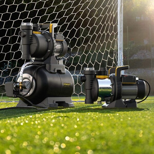 Stanley Pompe Autoamorçante SXGP1300XFBE avec Réservoir pour Eaux Claires (1.300 W,Débit max. 4.200 l/h,Hauteur d'élévation max. 50 m)