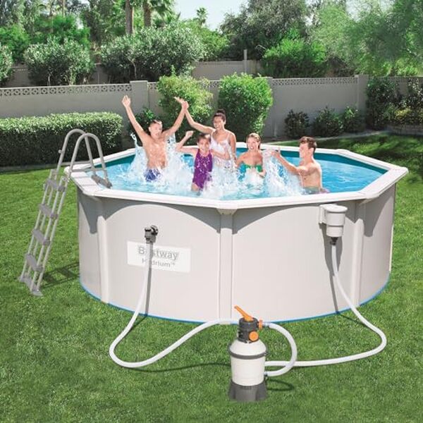 Découvrez notre analyse détaillée de la piscine Bestway Hydrium 360 x 120 cm : performances optimales et sécurité renforcée pour un été réussi