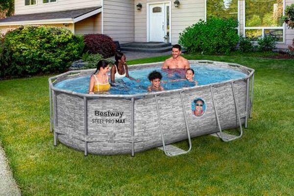 Découvrez notre test complet de la piscine hors sol Bestway Steel Pro Max Splashview. Avantages, installation et conseils d'entretien dans cet article dédié.