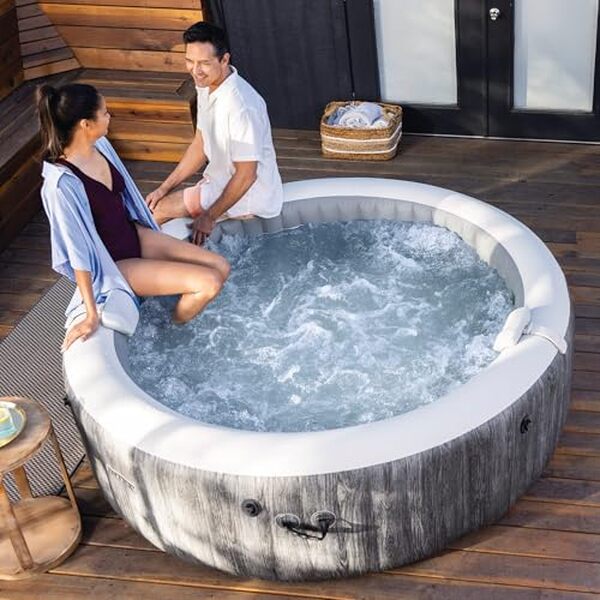 Découvrez notre test complet du spa gonflable Intex Pure Spa Baltik pour 6 personnes : caractéristiques, performances, prix et avis d'utilisateurs.