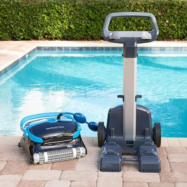 Découvrez notre test complet du Dolphin Nautilus CC Plus : un robot aspirateur piscine performant, fiable et facile à utiliser pour un entretien optimal de votre bassin.